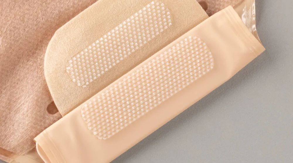 nærbilde av Invisiclose™ klippløs lukking av halen